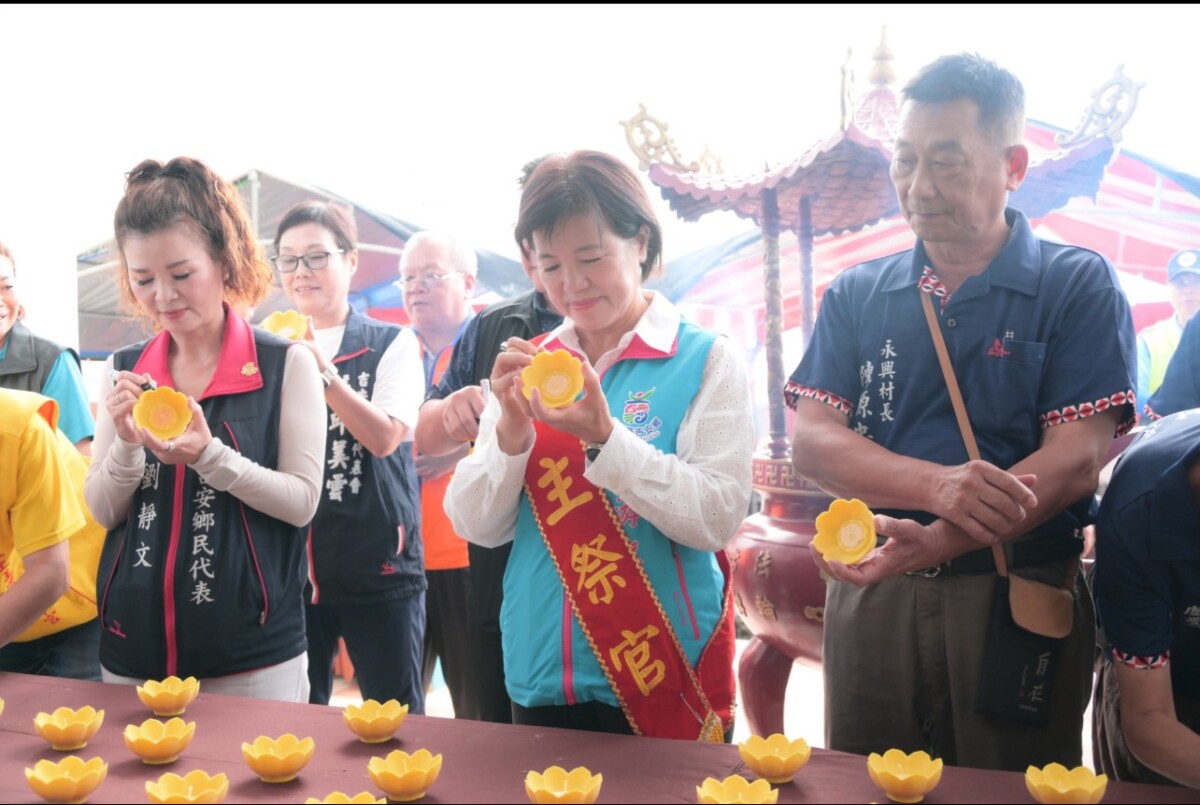 吉安鄉慈雲山普渡法會湧千人游淑貞率隊慎終追遠虔誠祈福